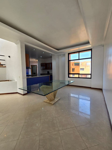 Penthouse En Venta Caracas. Municipio Baruta (mer)