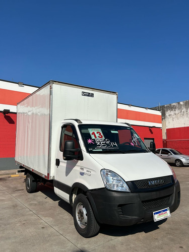 Iveco Daily 35s14 Baú 2013