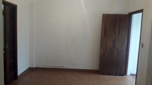 Imagen 2 de 11 de Departamento Tipo Casa En Venta En Lanus Este