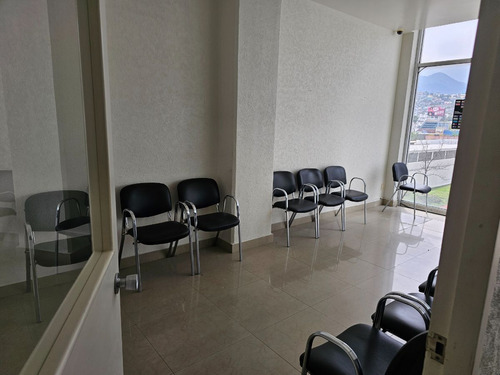 Local Comercial Acondicionado Para Escuela O Consultorios En Garza Sada