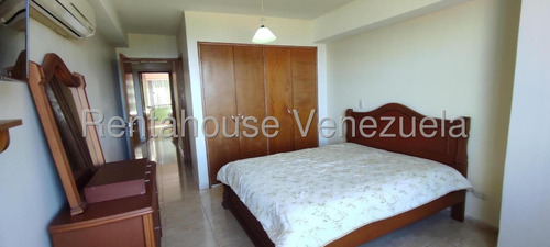 Apartamento En Venta La Llanada 25-14500 Johana Blanco