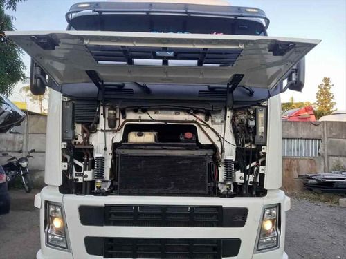 Imagem 14 de 15 de Fh 380 2006 6x2 Bom De Mecânica Muito Novo