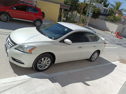 Nissan Sentra 1.8 Advance Mt