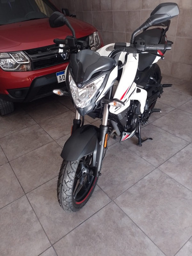 Ns 200