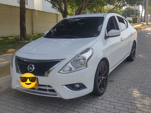 Nissan Versa 1.6 Advance