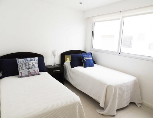 Imagen 5 de 20 de Alquiler De Apartamento De 6 Dormitorios En Penãnsula