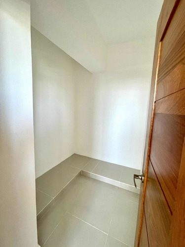 Imagen 5 de 7 de Apartamento En El Millón