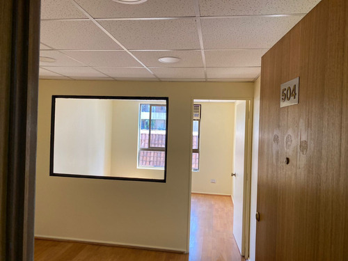 Oficina Con Recepción,2 Apartados,estacion,en Barrio El Gol