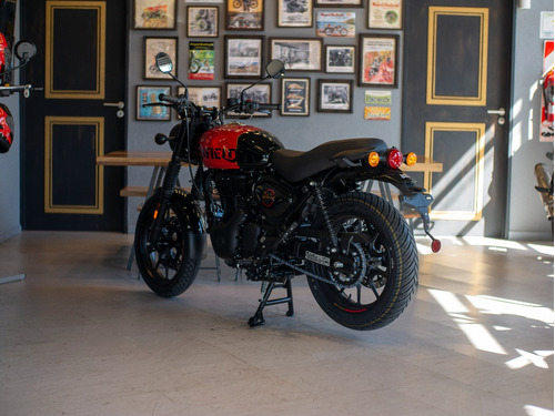 Imagen 24 de 25 de Royal Enfield Hntr 350 Rebel Red Reserva Hoy