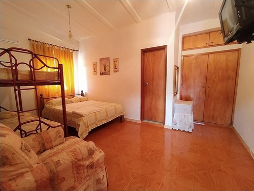 Imagen 5 de 12 de Hermosa Casa Con Una Vista A La Montaña