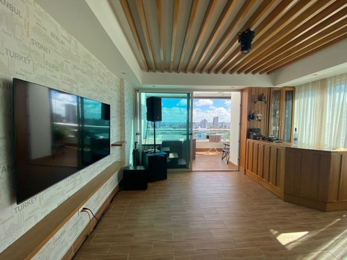 Imagen 17 de 30 de Vendo Lujoso Y Amplio Penthouse En Alma Rosa 1