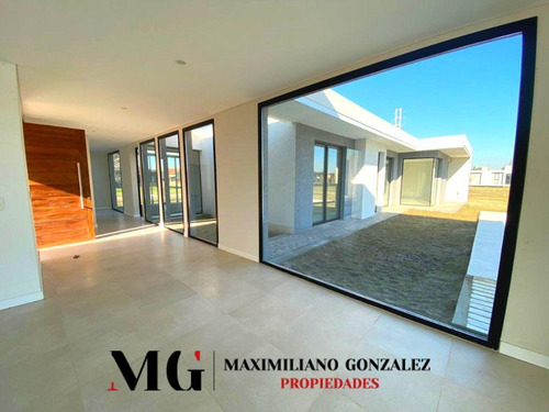 Imagen 5 de 19 de Casa En Venta- Fincas De San Vicente- Barrio Privado, Barrio Cerrado, 2778 Metros