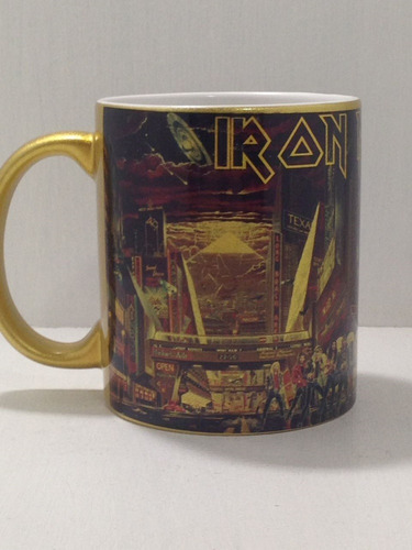 Caneca Cerâmica Especial Dourada Iron Maiden Somehere In Tim