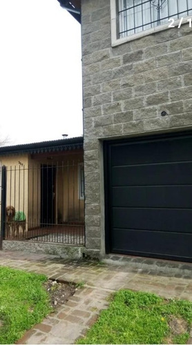 Imagen 2 de 14 de Casa Americana De 5 Ambientes En Venta - Ituzaingo Norte