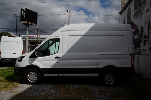 Ford Transit 2.2 Furgon Mediano 350m