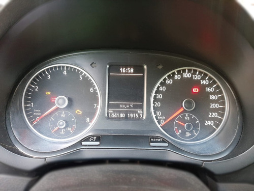 Imagem 10 de 10 de Volkswagen Fox 1.6