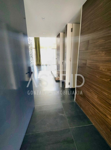 Venta De Casa 7 Ambientes O Mas En El Yacht, Tigre