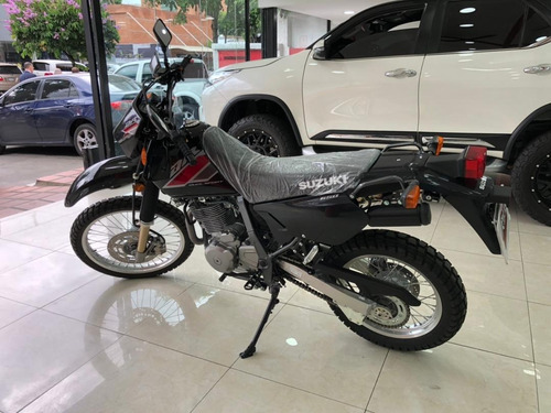 Imagen 4 de 5 de Suzuki Dr