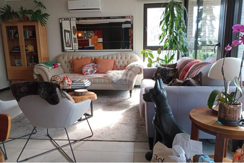 Venta De Moderno Departamento En Las Condes 2 D.