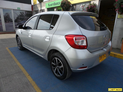 Imagen 5 de 25 de Renault Sandero Tripadvisor