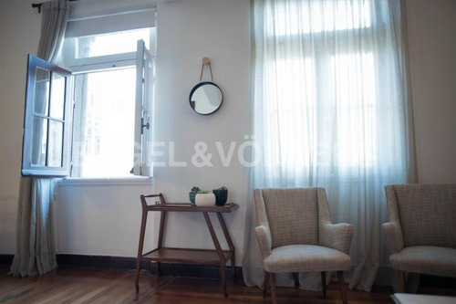 Imagen 5 de 16 de Apartamento Amoblado En Palacio Salvo - Id 3301