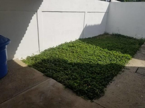 Imagen 5 de 30 de Casa En Alquiler En Cabudare, Cercano A La Mendera, Numero De Contacto Teléfono: 22-6076, Rent-a-house Centro Occidente Mls Código: 22-6076, Conjunto Cerrado, Cuenta Con 3 Habitaciones, 3 Baños