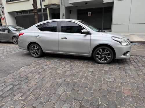Nissan Versa 1.6 Exclusive At