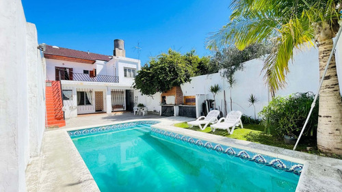Casa Villa Sarmiento Jardin Pileta Apto Credito