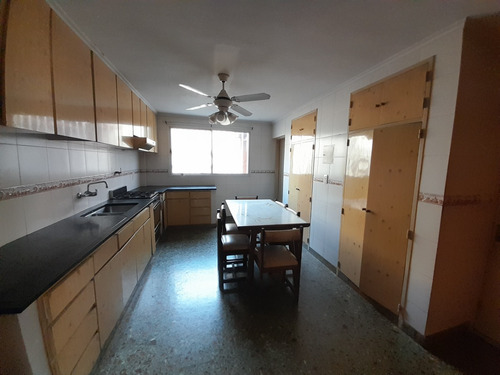 Ph 3 Amb Al Frente Patrón 7100, Balcón, Patio, Entrada De Servicio, Espacio Guarda Coche Y Baulera