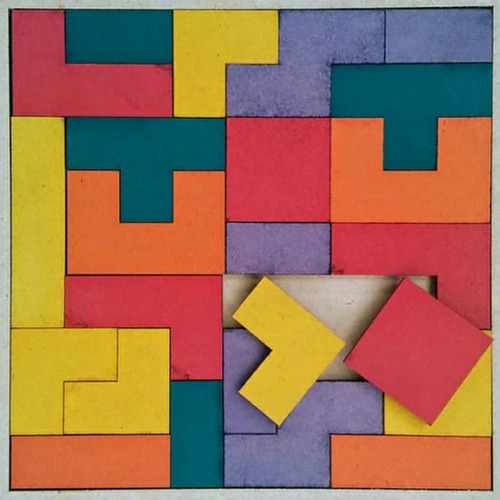 Juegos De Mesa: Tetris, Rompecabezas Circular Y Triángulos