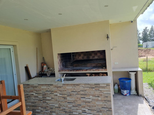 Casa En Venta Ubicado En Coronel Brandsen, G.b.a. Zona Sur