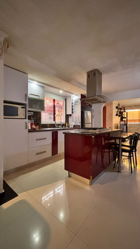 Townhouse En Vista Dorada, Buenaventura, Guatire