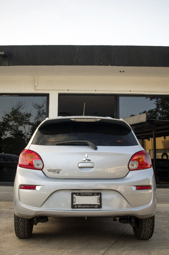 Imagen 4 de 11 de Mitsubishi Mirage Glx At 2018