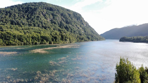 Propiedad En Venta En Lago Totoral En Puelo