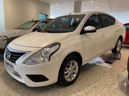 Nissan Versa 1.6 16v Flexstart Sv 4p Xtronic