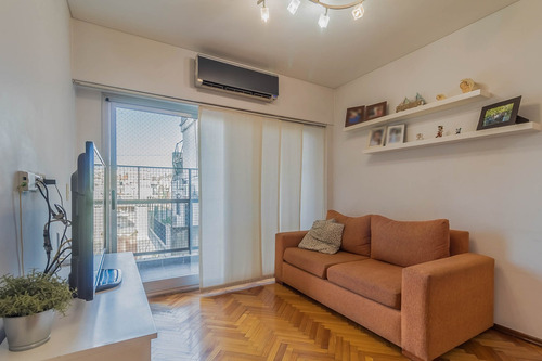 Excelente Semipiso De 4 Ambientes Reciclado En Venta | Acepta Permuta
