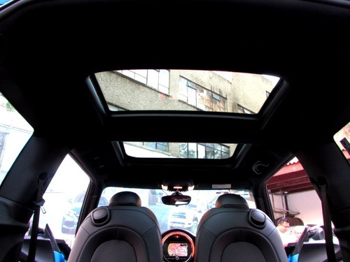 Mini Cooper Hot Chili John Cooper Works Std 2017