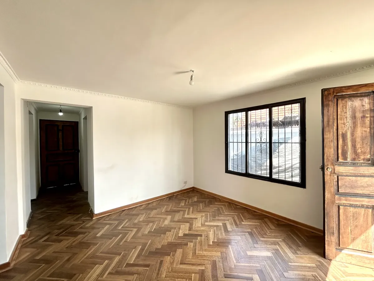 Imagen 3 de 19 de Venta Casa 2 Pisos 3h, 2b Aviador Acevedo - Metro Conchali