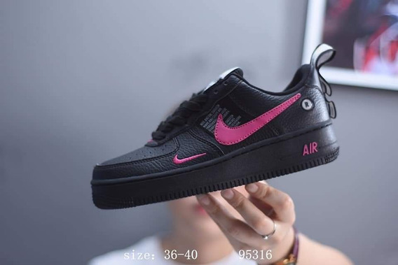 nike force one mujer negras
