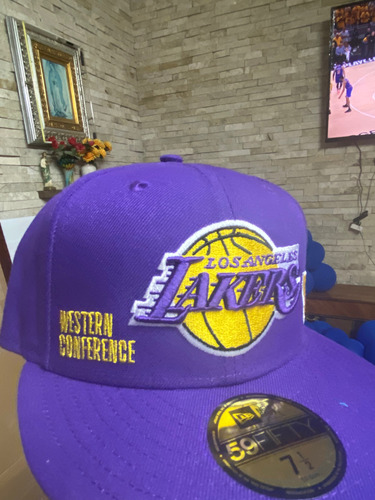 Gorra Original Lakers Edición Especial 7 1/2 Morada Morado 7 1/2 Lisa