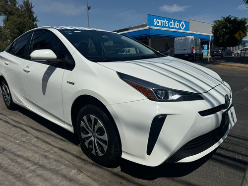 Toyota Prius 1.8 Base Cvt