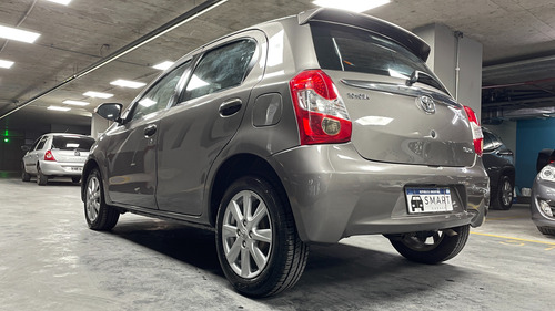 Toyota Etios 1.5 Xls