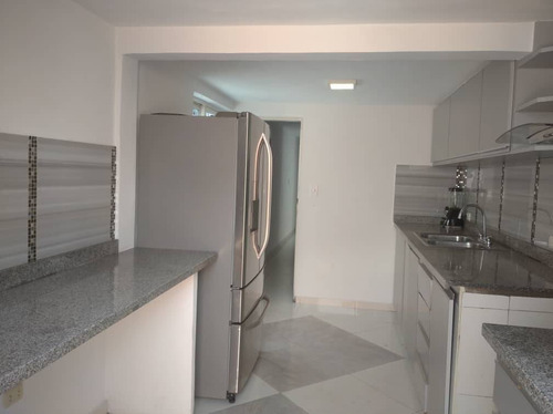 Imagen 5 de 14 de 170135 Anthony Marquez 0424-4338703 Venta Galpon Los Caobos