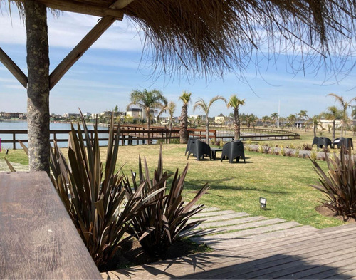 Lote En Venta En Barrio Privado Lagos De Canning I, Canning