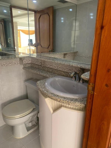 Apartamento Moderno. Resd Churún Merú, Urb. La Trigaleña. Luz Coelho