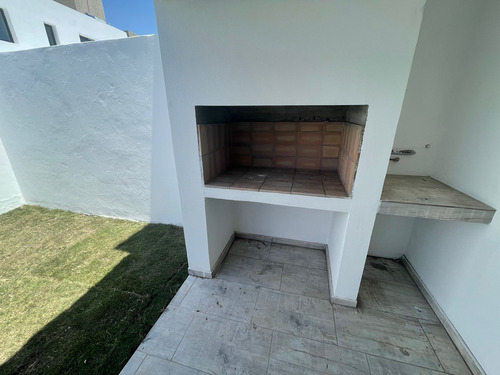 Imagen 8 de 8 de Duplex En Venta San Ignacio Village 2 Dormitorios