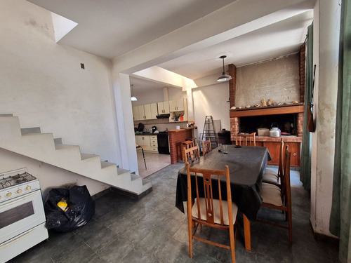 Venta Casa 4 Ambientes Merlo Patio Piscina