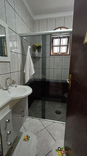 Sobrado À Venda | 3 Quartos | Suíte Com Hidro | Financiamento Disponível!