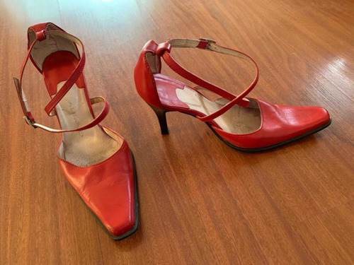 Zapatos Rojos Cuero Firenze Número 35 