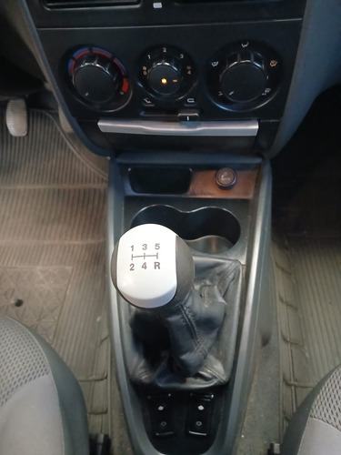 Fiat Palio 1.4 Fire Elx 5 p